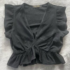 Fancyinn Black Ruffle Top Size XS